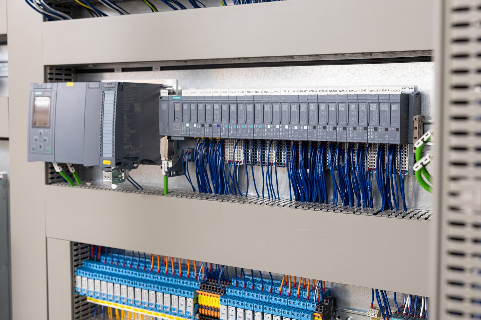 Siemens programmable logic controller